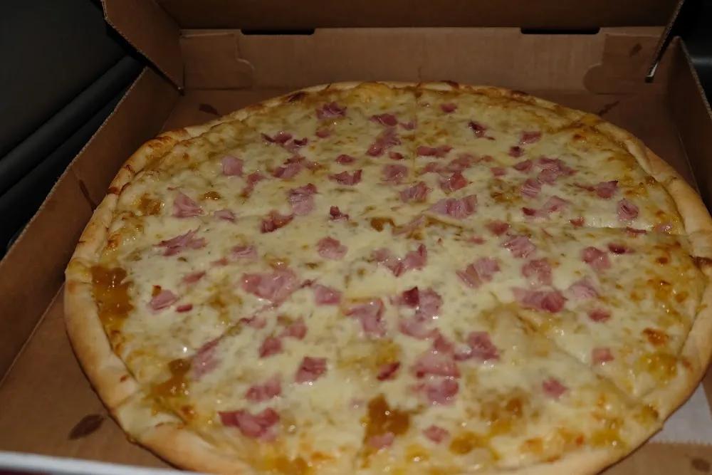 Hawaiian Pizza